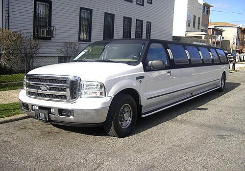 14 Passengers Ford Excursion Limousine