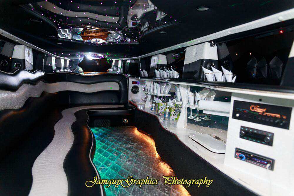 stretch hummer limo